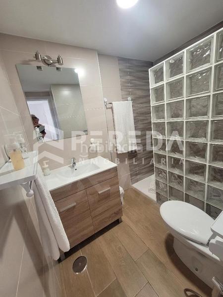 Foto 9405d3ad-9d72-48c7-ab32-2414892d9d05. Piccolo appartamento con parcheggio in Roquetas pueblo Roquetas de Mar