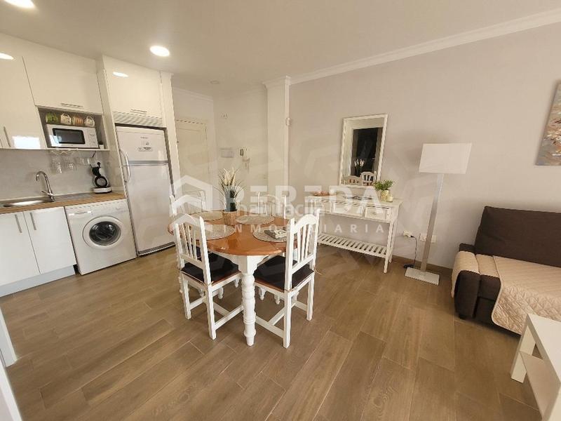 Foto a061cb53-327d-40c1-9b6b-6efeda9bc94d. Piccolo appartamento con parcheggio in Roquetas pueblo Roquetas de Mar