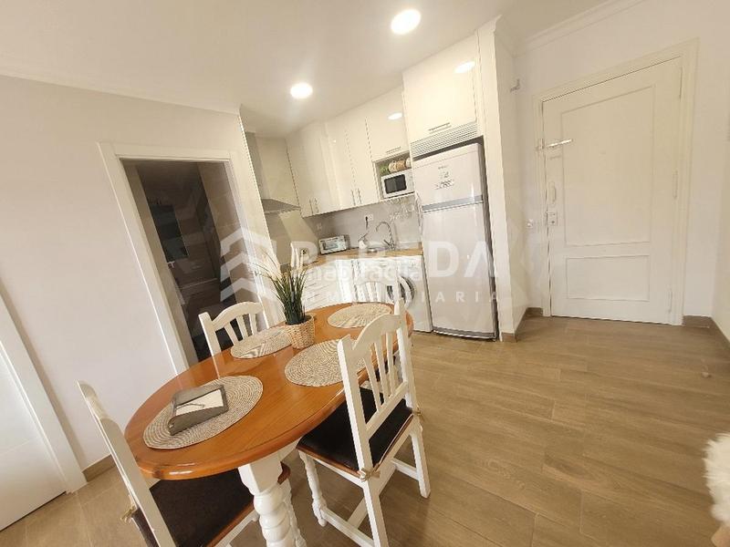 Foto b91901fb-4af1-422e-b189-fa7af59a8c34. Piccolo appartamento con parcheggio in Roquetas pueblo Roquetas de Mar