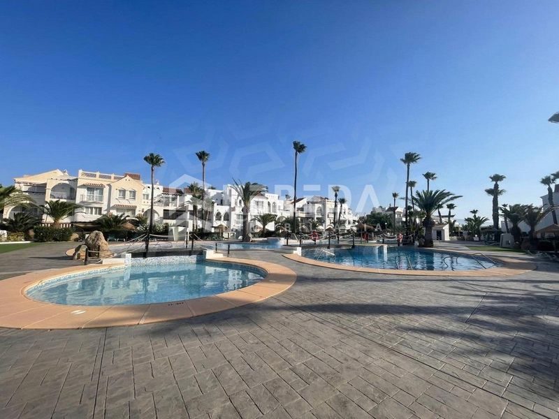 Foto d4b4ae8b-384e-46cd-a66c-2576103a5dbc. Apartament amb piscina a El Sabinar-Urbanizaciones-Las Marinas-Playa Serena Roquetas de Mar