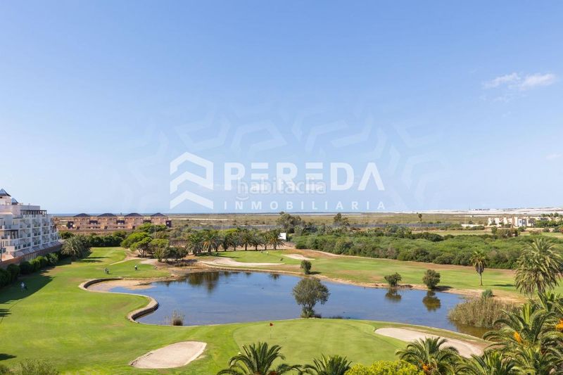 Foto c56821b0-dca2-47c0-9a5f-e3223469bc5e. Ático impresionante ático en el complejo agua serena, 2ª línea de playa en Roquetas de Mar