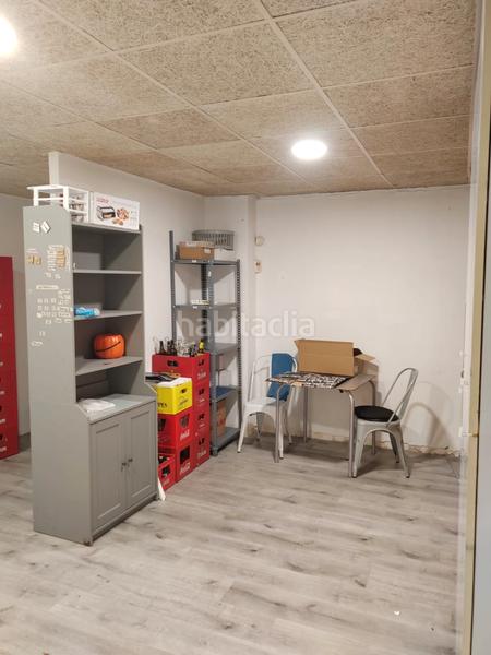 Foto 6249a5c1-8f42-47e4-aae0-17e0616ed5ce. Traspaso local comercial en carrer de francesc ribas 54 alquiler hamburgueseria en Granollers