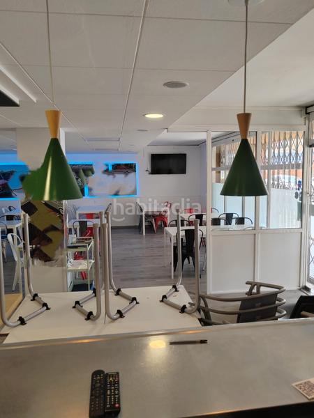 Foto 6774ca61-e95e-459d-9c13-6e18202ef067. Traspaso local comercial en carrer de francesc ribas 54 alquiler hamburgueseria en Granollers