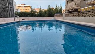 Appartement à Centre. Dúplex con terraza y parking en pineda de mar