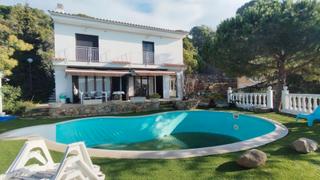 Xalet a Canyelles. Chalet en el barrio font de sant llorenç, cala canyelles de llor
