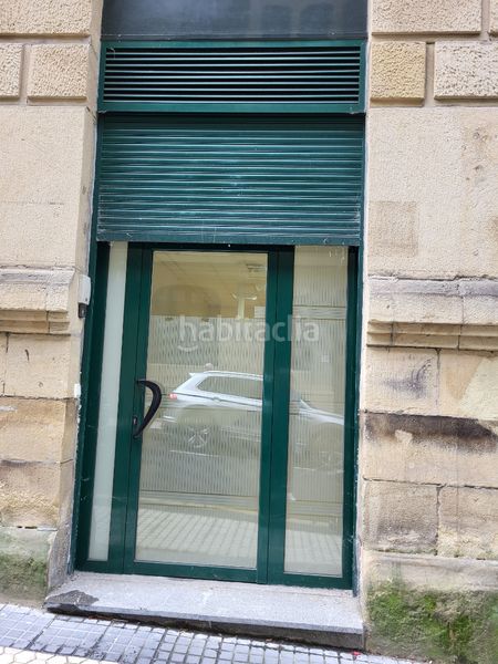 Foto acd5e2a5-011f-479c-85ec-ccb96c5259a0. Local comercial a marina kalea 10 a Área Romántica Donostia - San Sebastián