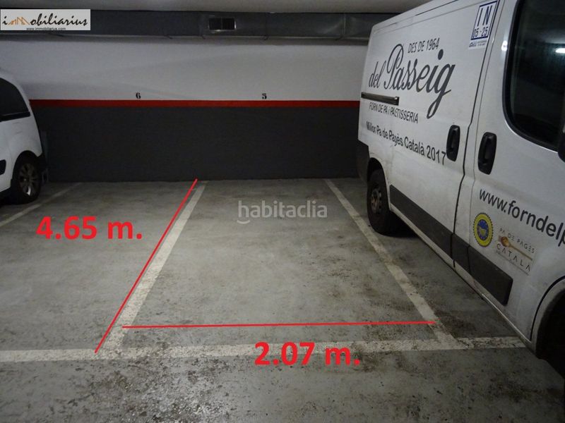 Foto 461107b1-0a11-4d3a-989b-f66262448a1a. Aparcament cotxe a Porta Barcelona