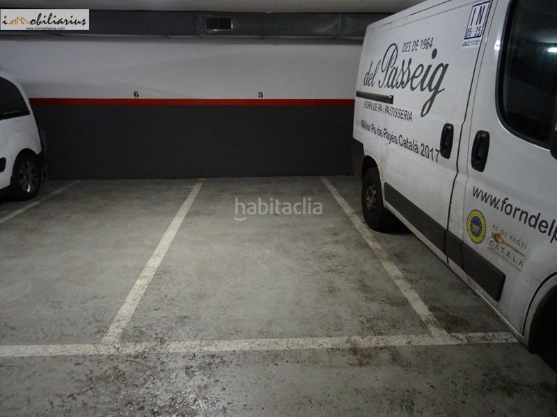 Foto cacb08b2-3c86-4826-9602-828101c6cbea. Aparcament cotxe a Porta Barcelona