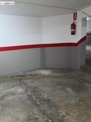 Location Parking voiture à Porta. Alquiler parking moto  estudiantmaladeta