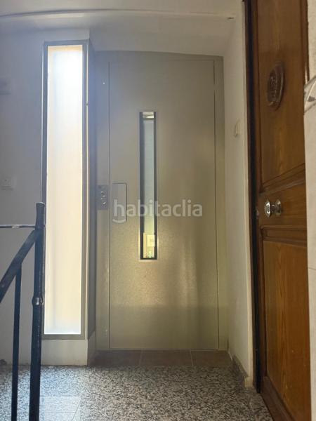 Foto d4f872b5-b2d0-41cc-95bc-8d16fa6da1ff. Pis a El Camp de l´Arpa del Clot Barcelona