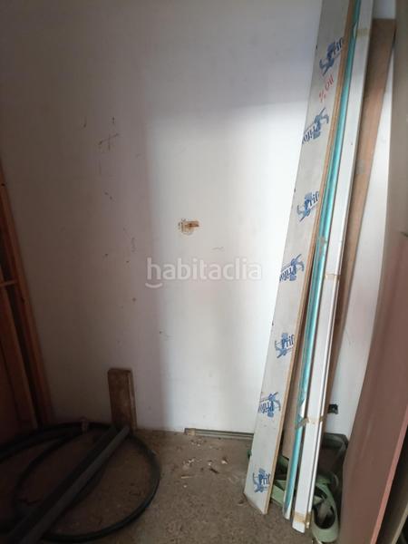 Foto 5e536ed6-4a7e-46c8-887b-b04c76f01115. Lloguer local comercial a Porta Barcelona