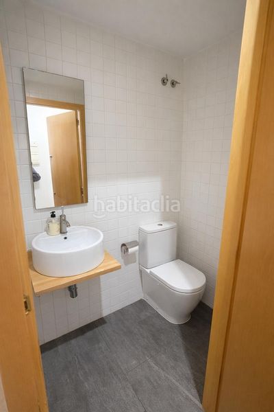 Foto c2693b5b-9ea5-40d7-95bc-5381a100c327. Casa amb calefacció a El Remei Badalona