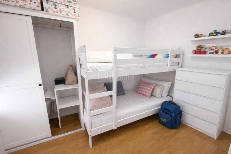 Foto 163141d4-ff41-4f90-8c76-7e6c3e1a0d1b. Pis amb calefacció a Prosperitat Barcelona