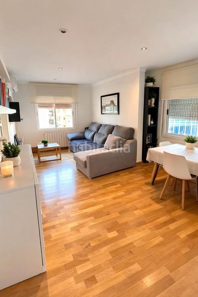 Foto 810a0fe2-8919-4bad-9447-b871fc7d6cdd. Pis amb calefacció a Prosperitat Barcelona