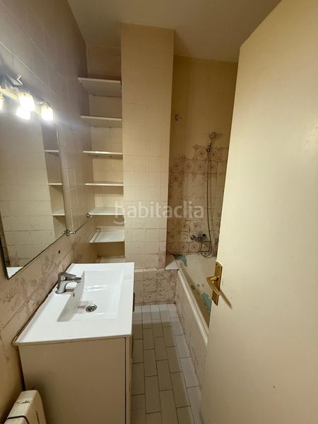 Foto 829f57db-3727-41c8-8d19-2d3f9b0f8221. Planta baja en Vilapicina - Torre Llobeta Barcelona