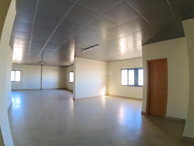 Foto c2aec3d5-03c5-4cc1-b7f0-2dd91a985a33. Bureau dans bulevar de el ejido 463 dans Plaza de la Luz Ejido (El)