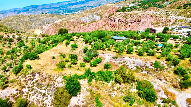 Foto af273f3e-0713-48a3-849f-25de96c83627. Masía finca con cortijo en carchelinas, mairena, en Nevada