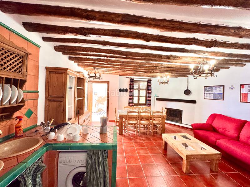 Foto 0e710656-53c6-42b6-a566-4864158f4e52. Edificio  de 3 viviendas rurales en Juviles