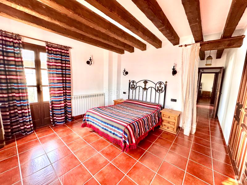 Foto 12e2f184-f761-4be8-a555-bb8d2a8b95b9. Edificio  de 3 viviendas rurales en Juviles