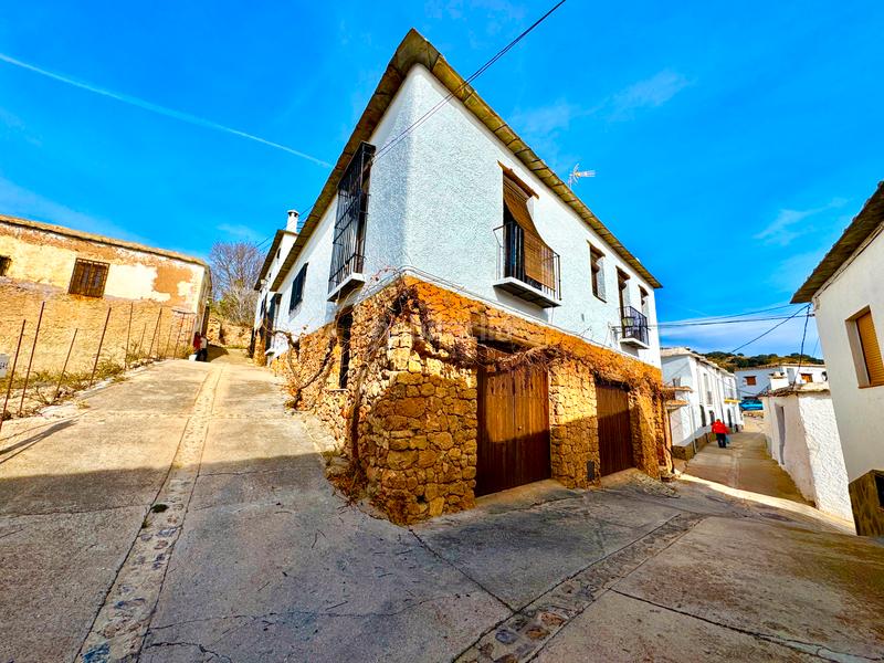 Foto 291dd267-2283-43a0-8fa1-b0b59debe493. Edificio  de 3 viviendas rurales en Juviles
