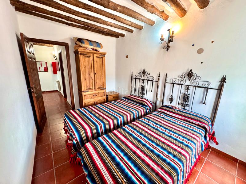 Foto 692181fb-a4b3-4406-906f-a4d5472f8b59. Edificio  de 3 viviendas rurales en Juviles
