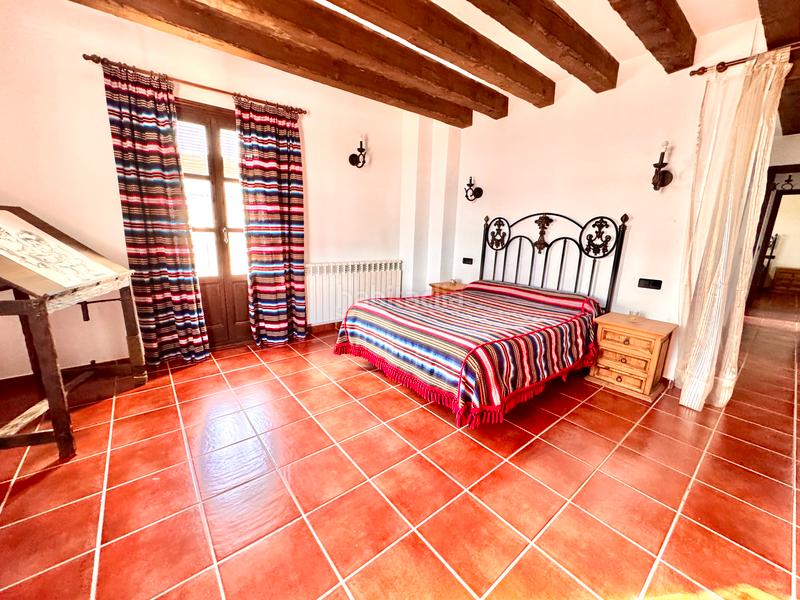 Foto 7158d375-fe9a-4c73-9683-ebd44abcd6e3. Edificio  de 3 viviendas rurales en Juviles