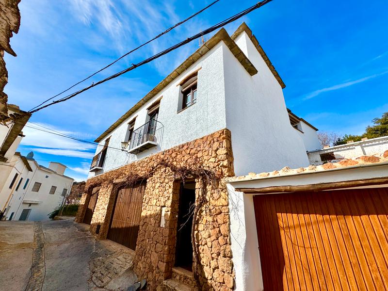 Foto 9b15f670-5895-4e6e-badf-9077c762234c. Edificio  de 3 viviendas rurales en Juviles