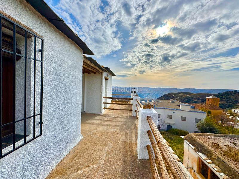 Foto af104a20-6a6e-4444-b581-9d4ae298af81. Edificio  de 3 viviendas rurales en Juviles