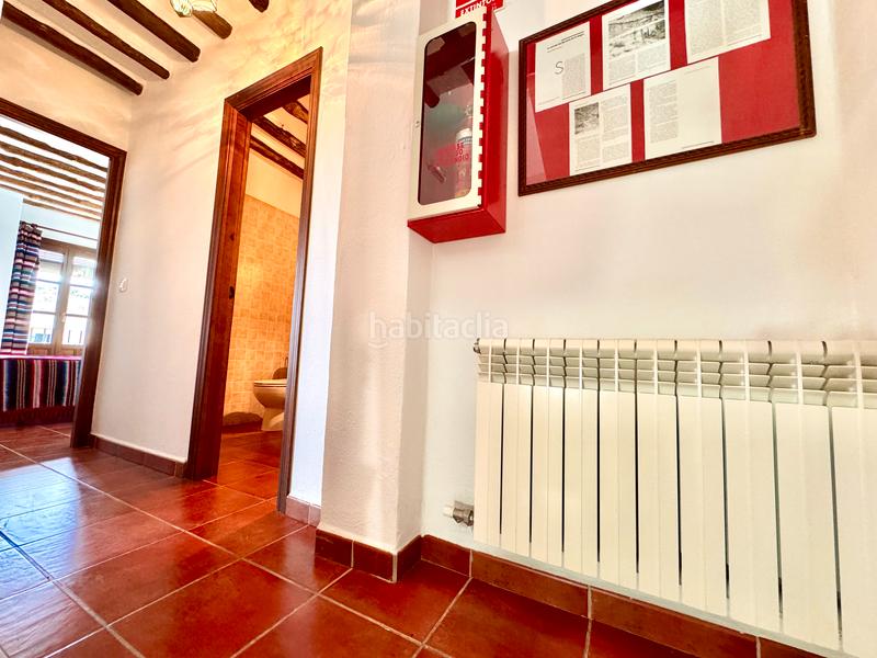 Foto b6ee1f4a-2f8a-457f-b644-4d192ac3bb34. Edificio  de 3 viviendas rurales en Juviles
