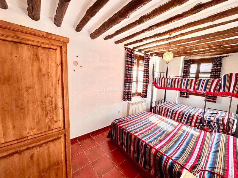 Foto c608016c-8545-46d7-a4f8-309dabbeff2d. Edificio  de 3 viviendas rurales en Juviles