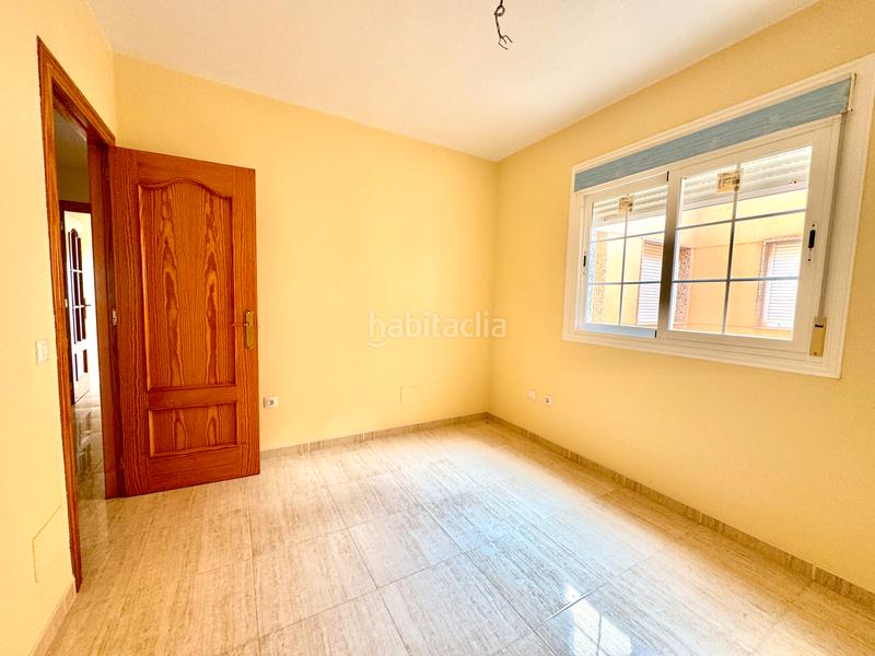 Foto d7e221bf-c434-40c7-9a8a-072c82bd9378. Piso  en Balanegra
