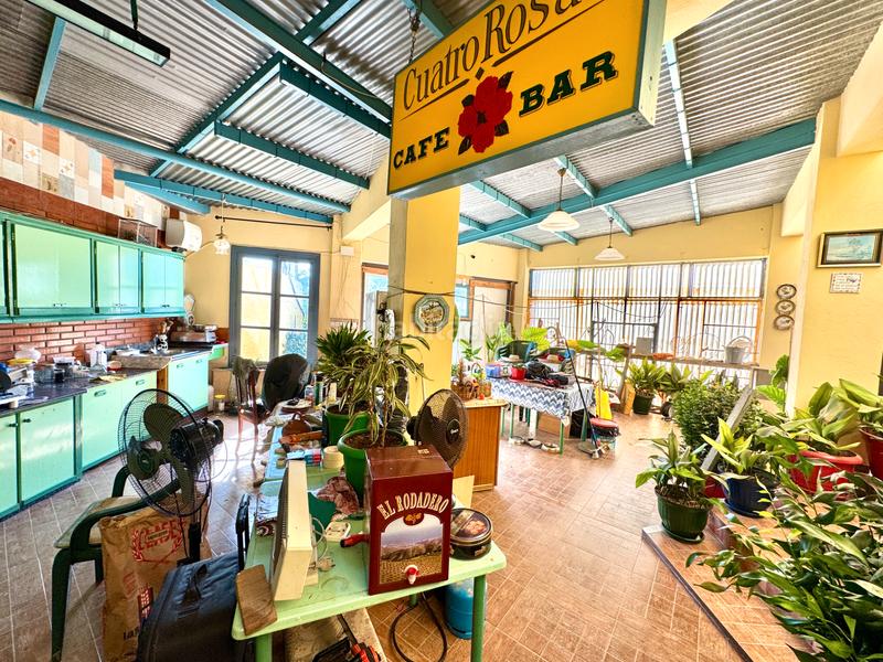 Foto 19b501dd-2927-49da-846e-c075cc6a1620. Chalet vivienda con huerto en Dalías