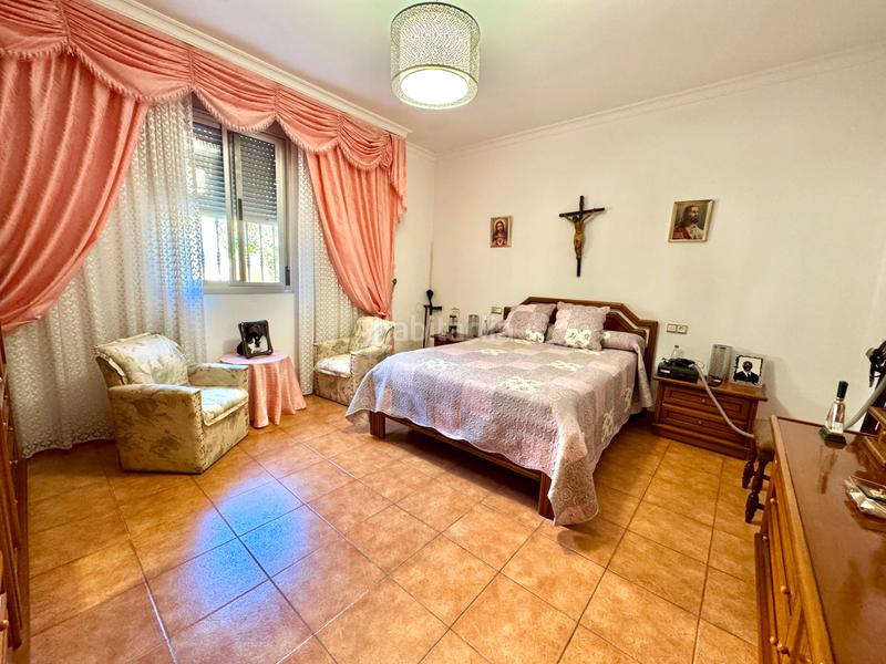 Foto 47a8b11e-8635-4b3e-8e71-cabedfa3f912. Chalet vivienda con huerto en Dalías