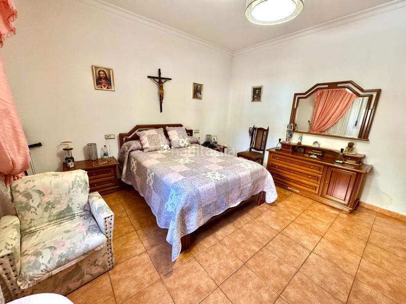 Foto b65cbfc0-a4d3-43f0-a4cd-d3aff8a53e2b. Chalet vivienda con huerto en Dalías