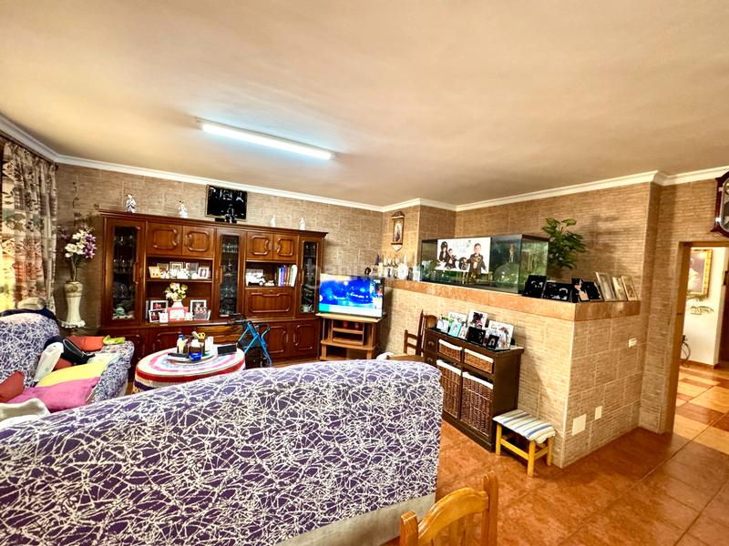 Foto d5b83dea-00db-4531-86bb-9094c95ff378. Chalet vivienda con huerto en Dalías