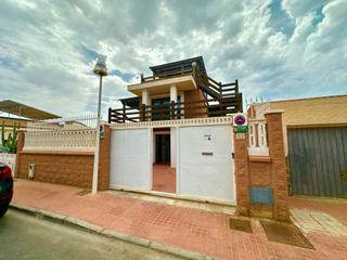 Chalet en Avenida de luxor 48. Villa en costacabana - almera