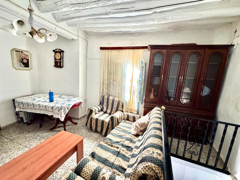 Foto c6d88a50-6082-4b6f-8140-7d7bbb5b8dc5. Casa a calle real de alcútar 13 a Bérchules