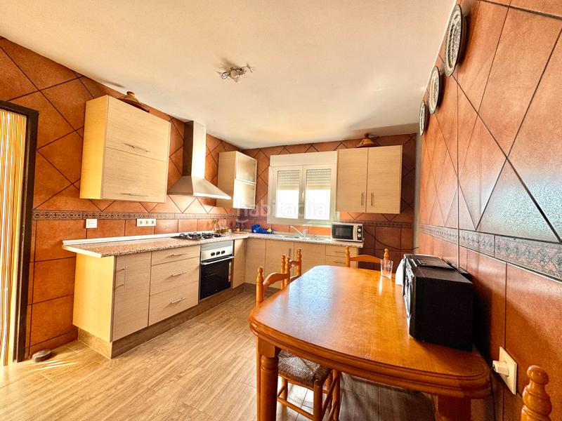 Foto a895f78a-b810-46ab-bd28-02d17816a02c. Casa  sobre almacén en Murtas
