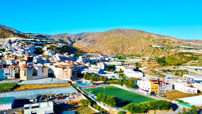 Foto 4d34e001-4e78-437d-b132-4724a90b4401. Piso  en Albuñol
