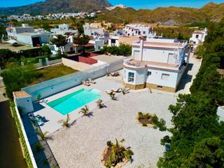 Chalet in Calle vendaval 7. Villa de lujo en mojácar