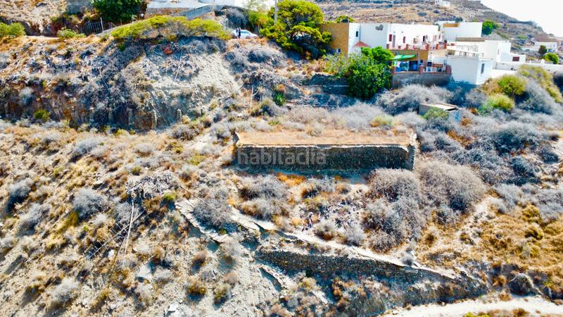 Foto 0aa151ba-a08c-4ec3-8a1d-f79a751c4c7a. Terreno residencial en calle carretera antigua 11a parcela urbana en la alcazaba en Adra