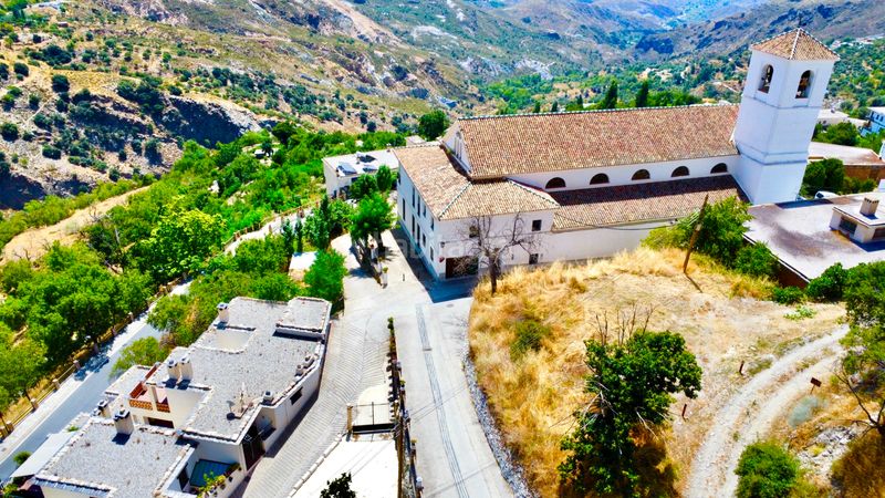 Foto e5753b7f-b8a8-4212-a2d4-0dff55310a14. Terreno residenziale in Alpujarra de la Sierra