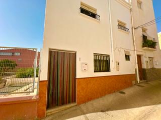 Haus  Calle olivares. Casa en canjáyar