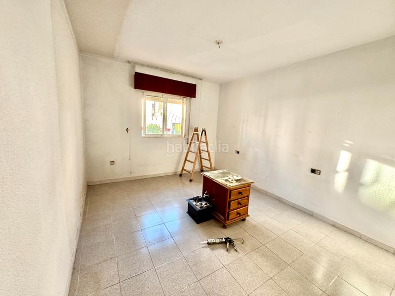 Foto abee6931-9bc6-4a8d-a02e-01d115ac5577. Pis a Roquetas pueblo Roquetas de Mar