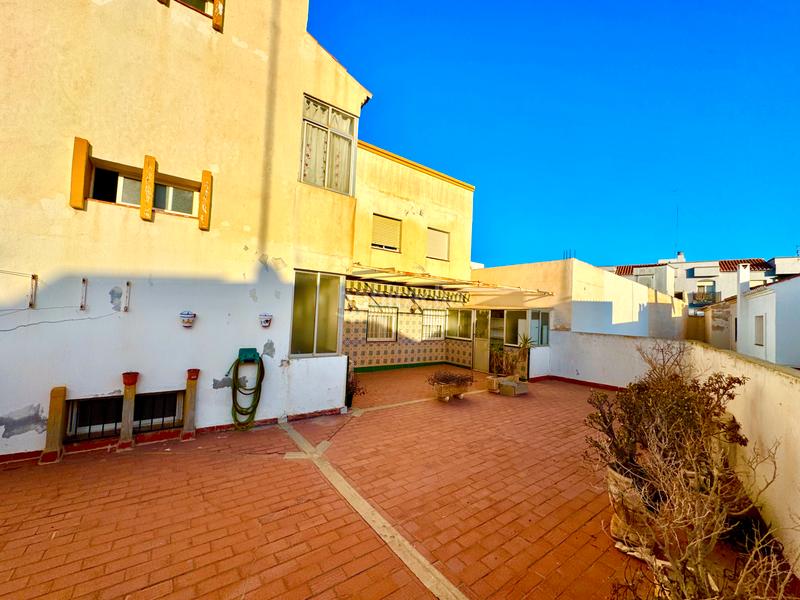 Foto f35208ca-432a-476f-8834-862a5e7767d0. Pis a Roquetas pueblo Roquetas de Mar