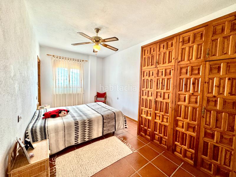 Foto 0179a8d4-62fa-40c5-a53b-894b83fc62f1. Xalet amb xemeneia calefacció aparcament piscina a Bérchules