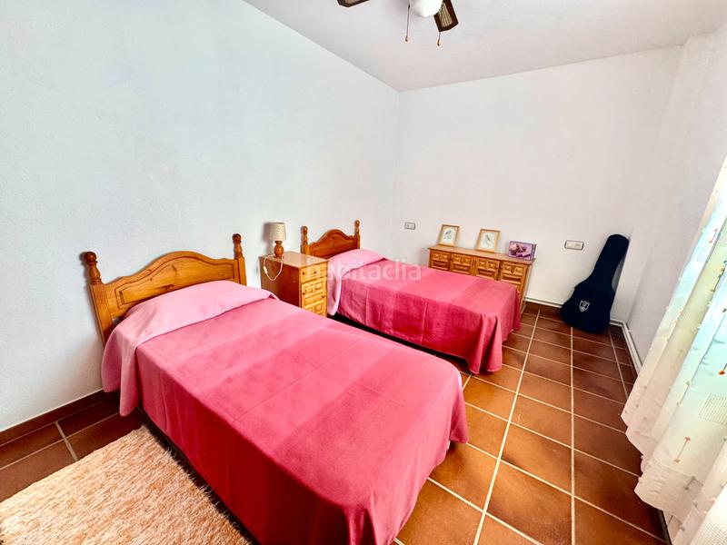 Foto 184928ff-afb5-42de-b3b6-ebc9a3ea64b0. Xalet amb xemeneia calefacció aparcament piscina a Bérchules