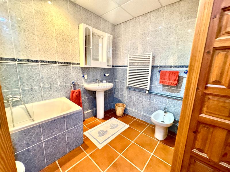 Foto 32f79b7f-1b82-4feb-b664-28b5fb949c5c. Xalet amb xemeneia calefacció aparcament piscina a Bérchules