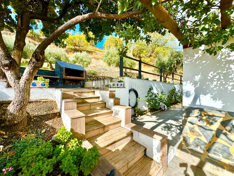 Foto 471a8fa8-be8f-436b-b96e-12a12ed5e9b6. Xalet amb xemeneia calefacció aparcament piscina a Bérchules