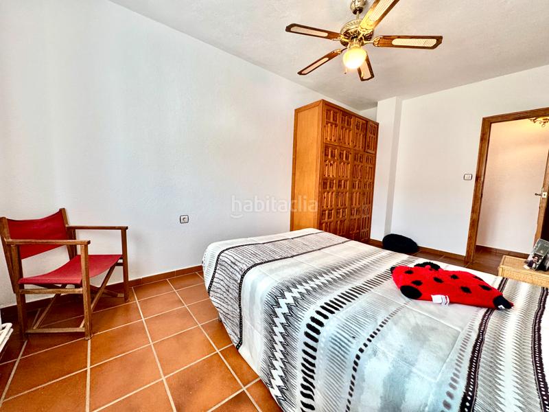 Foto 5dc634fc-03db-45e1-b805-5e3d377de002. Xalet amb xemeneia calefacció aparcament piscina a Bérchules